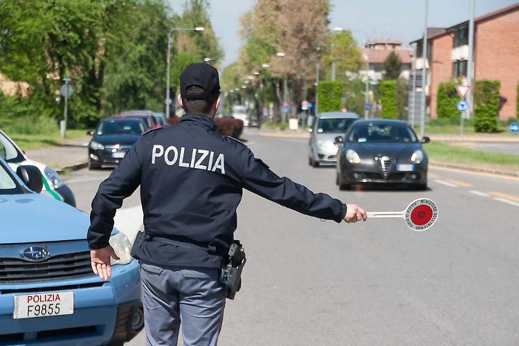 Nuovo blitz anti abusivi, blindato il parcheggio dell'ospedale