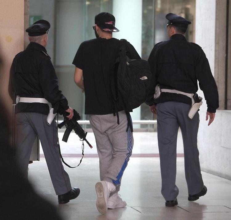 Atti osceni sulla Parma-Brescia, denunciato un 39enne