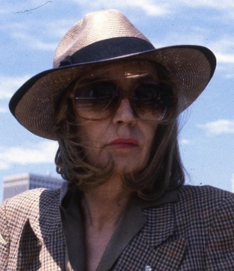 E' giusto dedicare una via a Oriana Fallaci