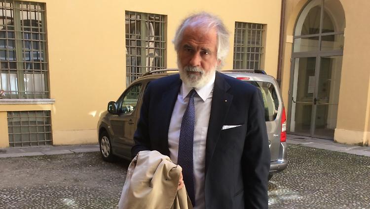 Paoloni: 'Non ho avvelenato i miei compagni di squadra'