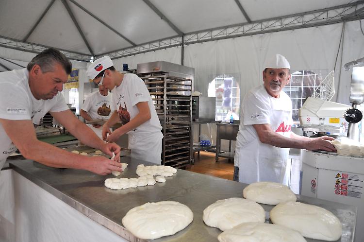 Sei giorni di 'Pane in piazza'