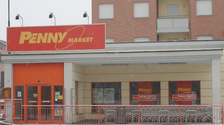 Ruba al Penny Market, preso dai carabinieri