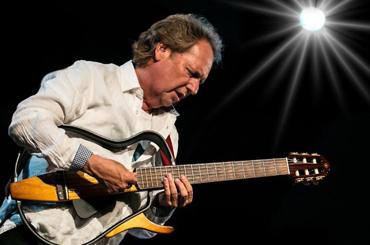 Milano. Doppio concerto del chitarrista e fondatore dei Fourplay Lee Ritenour
