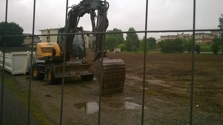 Campi calcio, è un cantiere. Rivoluzione verde in città