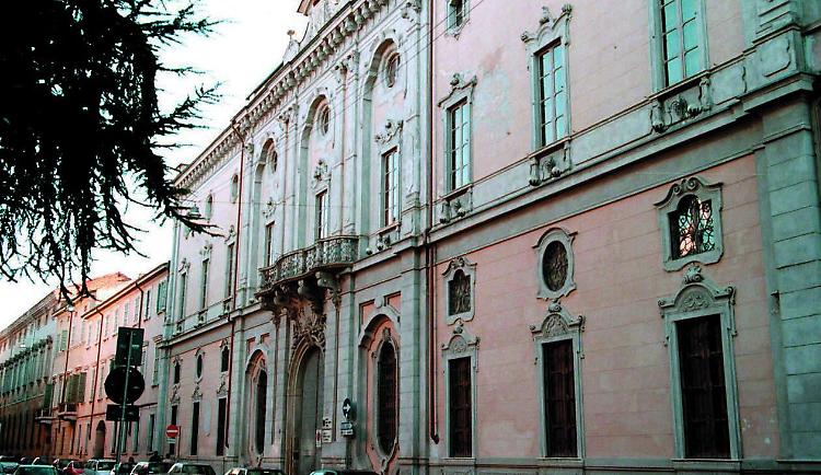 La preside: 'L'unità dello Stanga è prevista dalla legge'