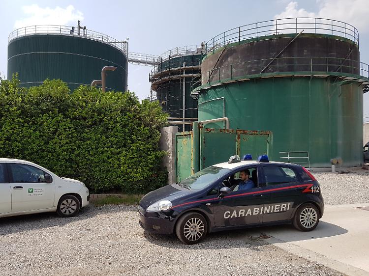 Malore, cade in un silos: muore un ragazzo di 21 anni