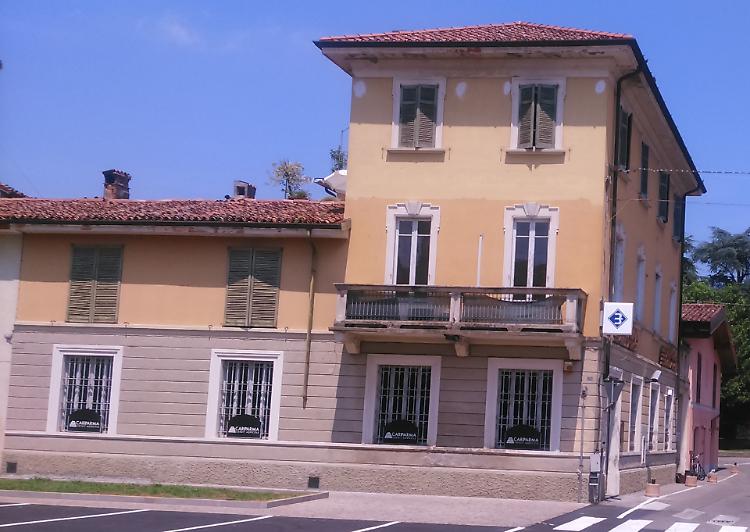 Cadono calcinacci nella banca, filiale chiusa dal 4 luglio