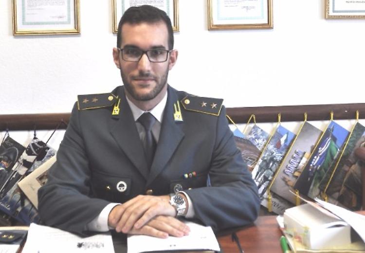 Il tenente Gerli alla guida della GdF di Crema