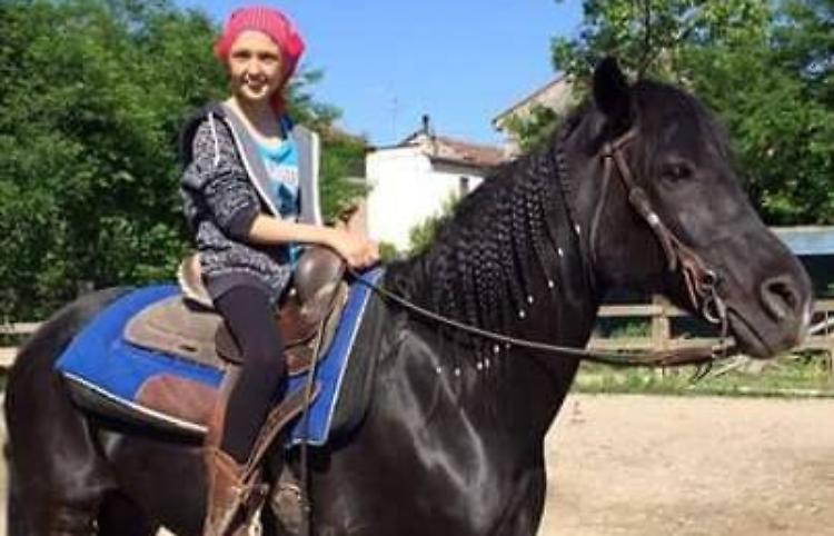 Il borgo in lutto per Barbara