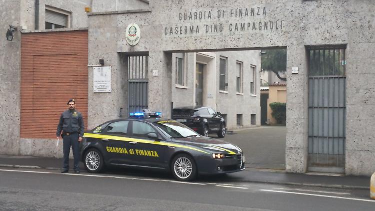 Evasione fiscale, sequestrati beni per oltre tre milioni