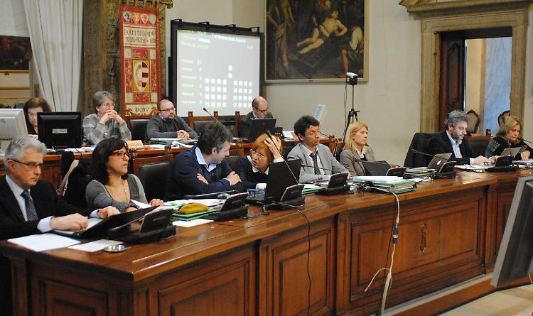 Giunta al' giro di boa',  la verifica solleva dubbi in maggioranza