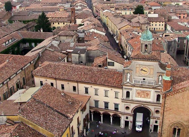 Smog alle stelle, polveri sottili oltre quota 100