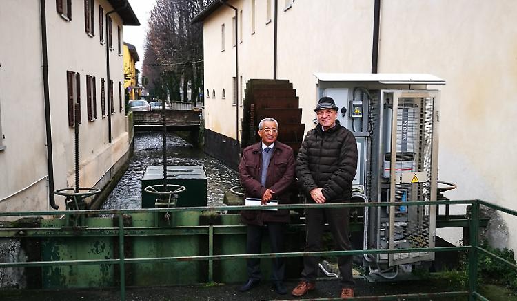 Energia pulita per l'asilo con una micro centrale sulla roggia