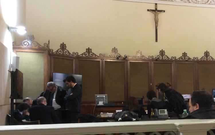 Sapienza, i consulenti della difesa: 'Non abbiamo visto il buco nella trachea'