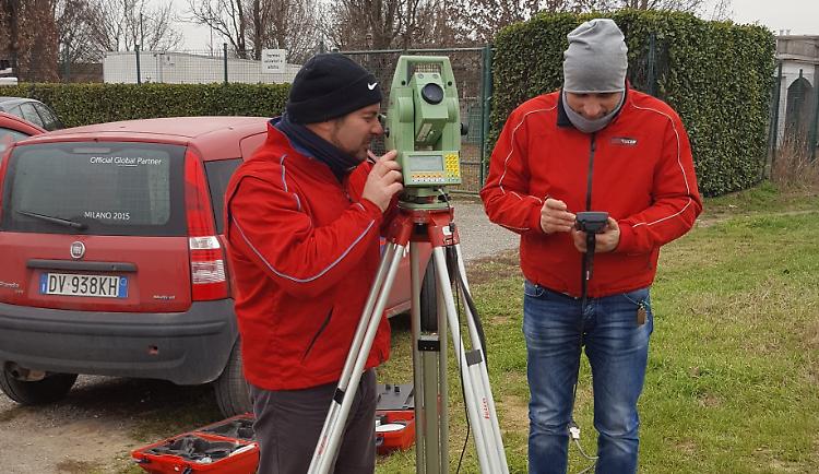 Cellulari, stop  all'isolamento