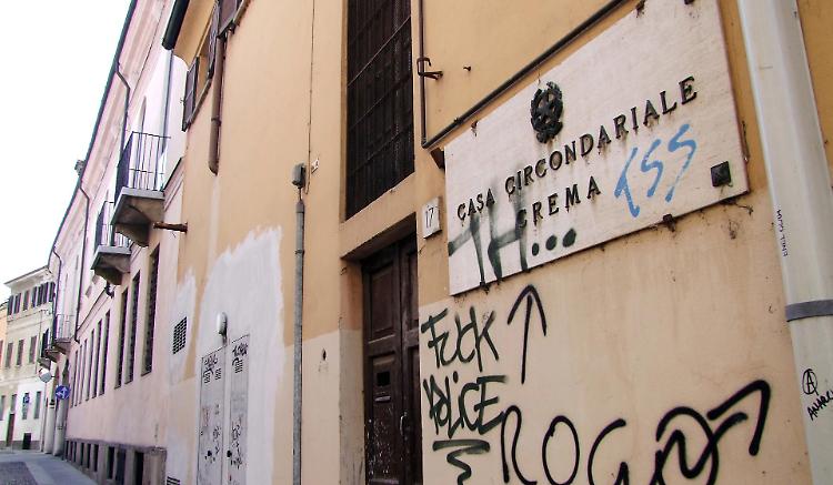 Il Comune vende, 'sì' agli uffici nell'ex carcere di via Frecavalli
