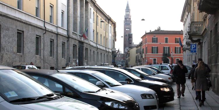 Il 'nodo' sosta,  con Saba trattativa ma non sulle tariffe