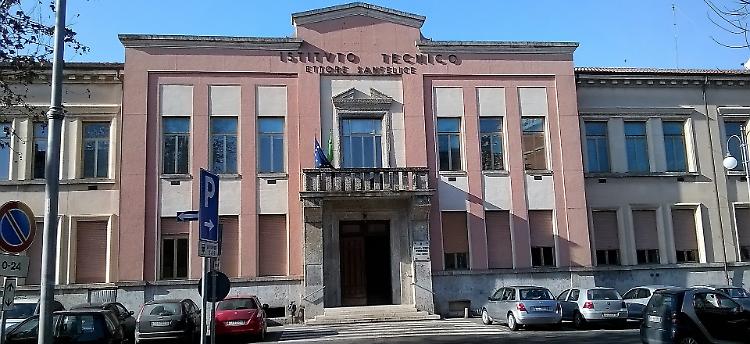 Da lunedì riapre l'Istituto Sanfelice