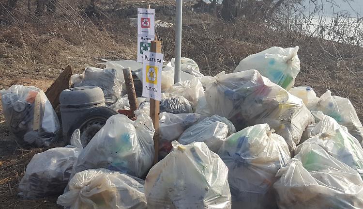 Oasi-discarica, volontari in azione