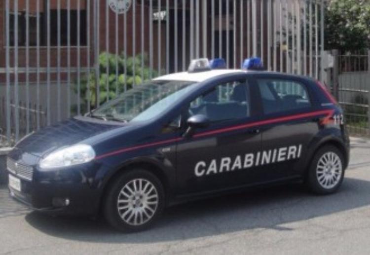 Macchine rigate, torna l'incubo dei vandali