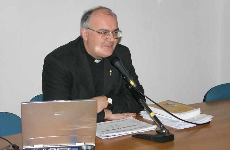 Monsignor Perego vescovo di Ferrara