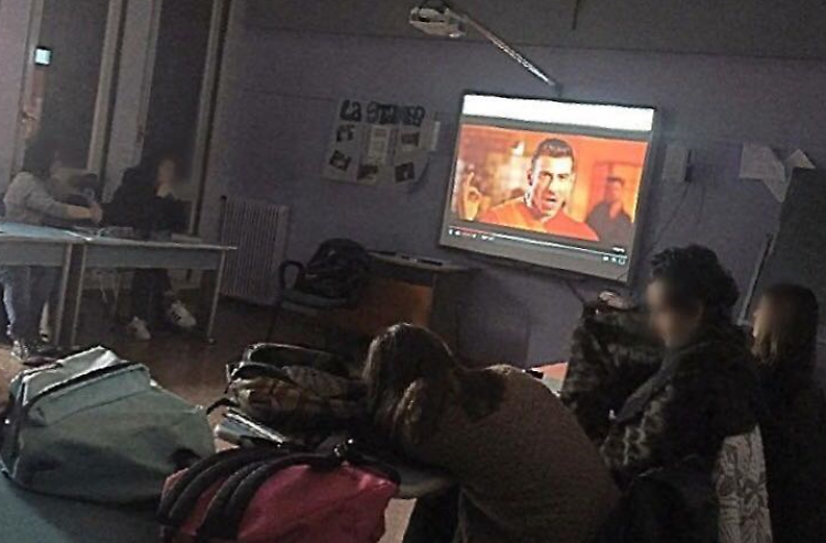 Occidentali's Karma si insegna al liceo