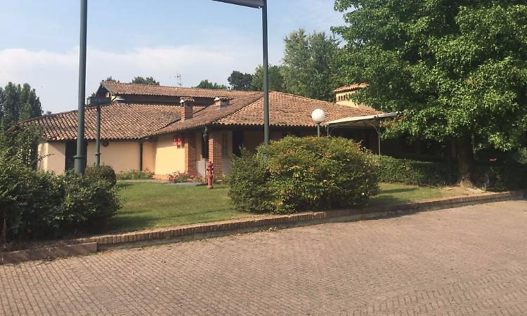 Controlli al River Club, il locale resta aperto