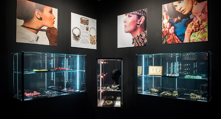 Museo del bijou star al Mercanteinfiera di Parma