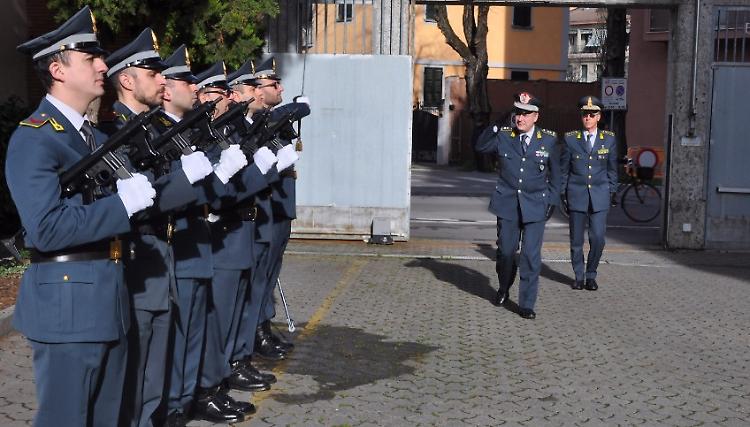 Guardia di Finanza, visita del generale Burla