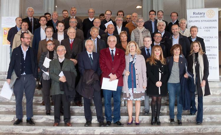 'Parlare con i giovani e non dei giovani',  150 i ragazzi che si sono presentati al 'colloquio'