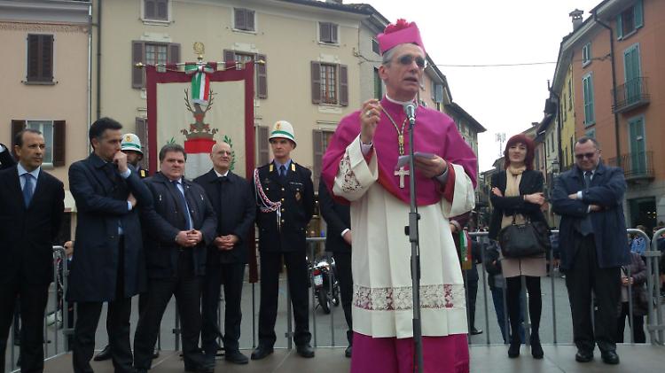 La città dà il benvenuto a monsignor Gianotti