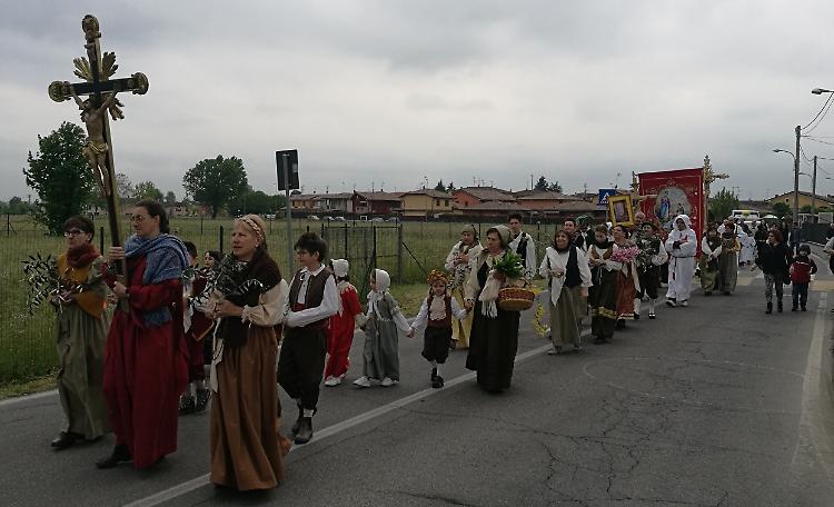 Tradizione e culto, in 1.500 in pellegrinaggio a Caravaggio