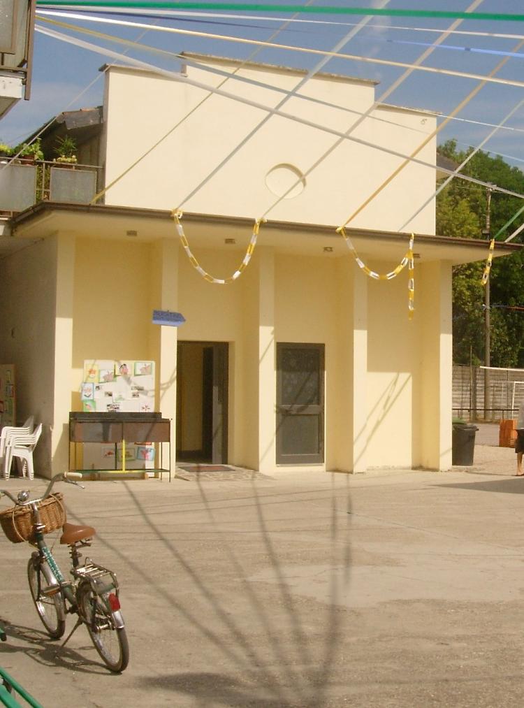 Chiude la materna di Regona