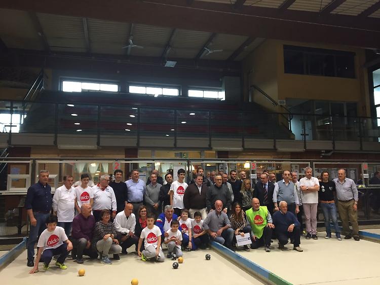 Aido: bocce benefiche, la sfida fra vip piace