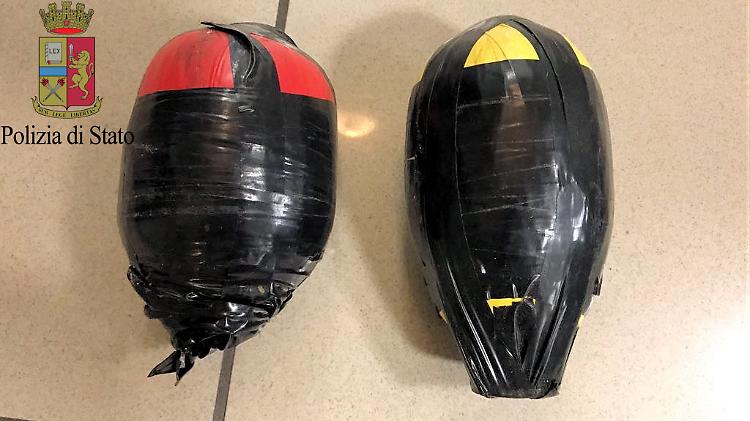 Autotrasportatore arrestato, in casa un arsenale