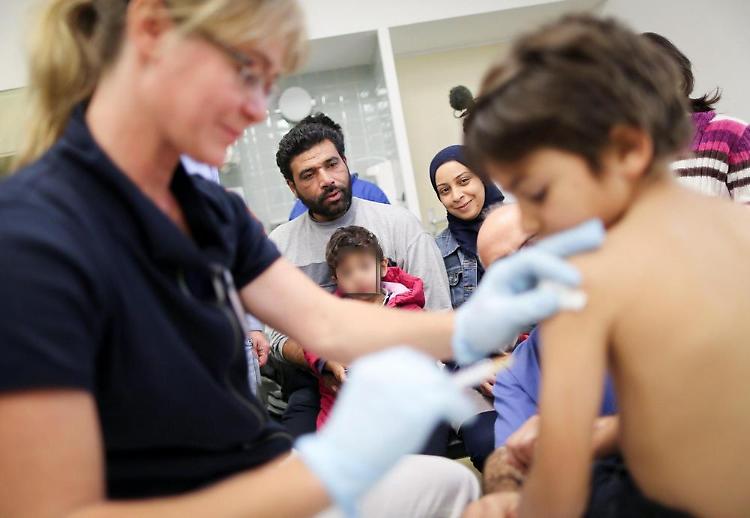 Allarme morbillo, caso sospetto: in 72 sottoposti a vaccinazione