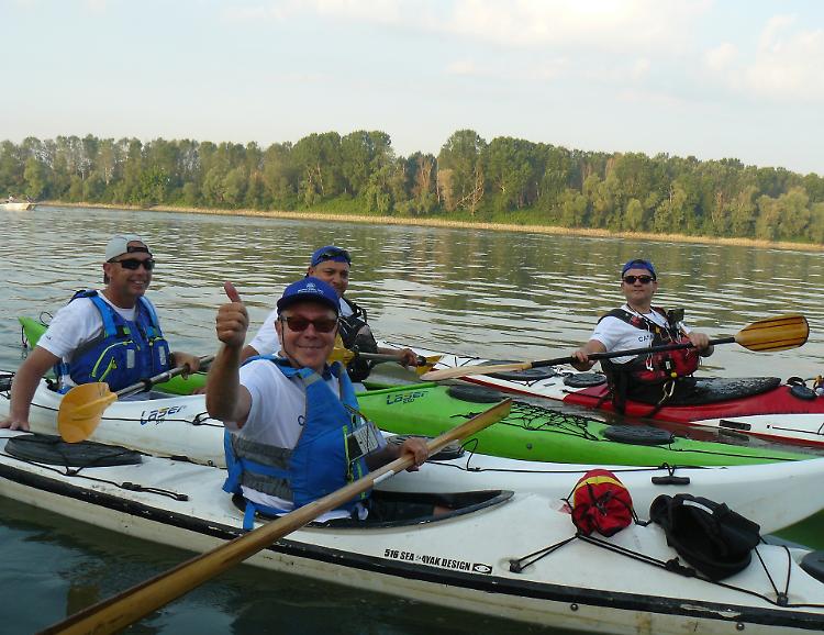 Gli intrepidi del kayak, pagaiate e fatica verso Venezia
