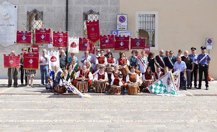 Avis, festa per i 65 anni