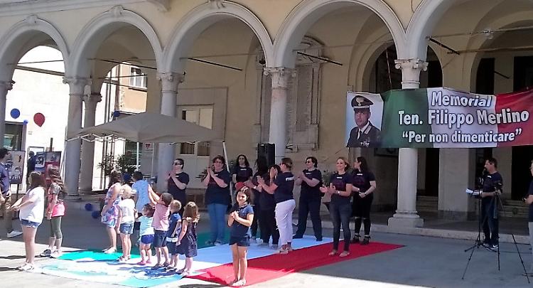 La città onora il comandante Merlino