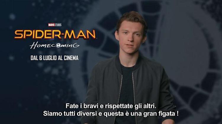 Tom Holland, il nuovo Spider-Man contro il bullismo: "C'è un supereoe in ognuno di noi"