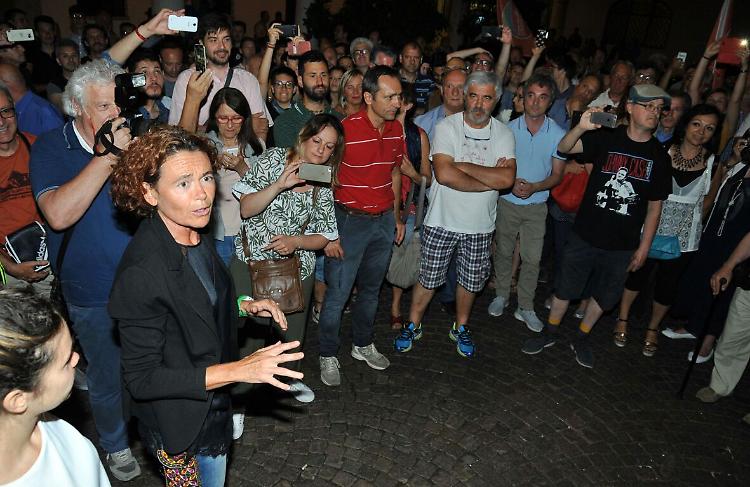 Ballottaggio in direttaAlle 12 affluenza al