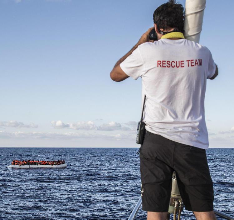 Migranti, altri 38 arrivi: rischio collasso