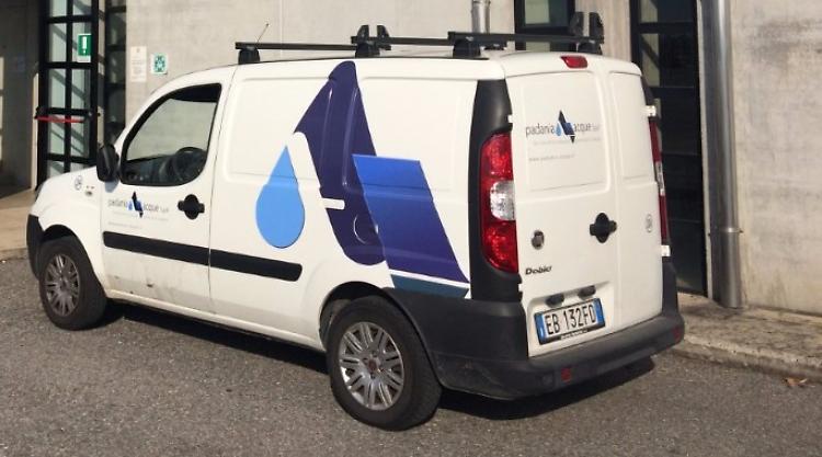 Guasto alla rete idrica tra via Cavalli e via Stazione, intervento di Padania Acque 