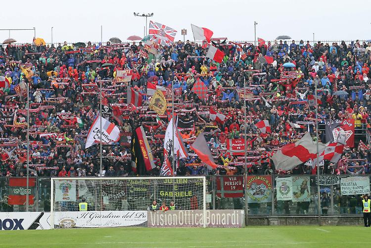 Cremonese-Parma, in vendita i biglietti per i Distinti