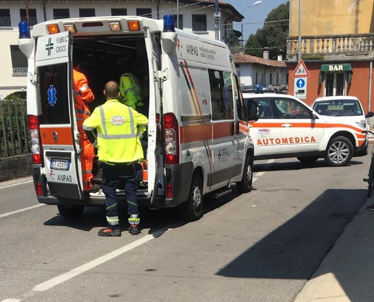 Malore, cade dalla bici: paura per un 87enne di Gallignano