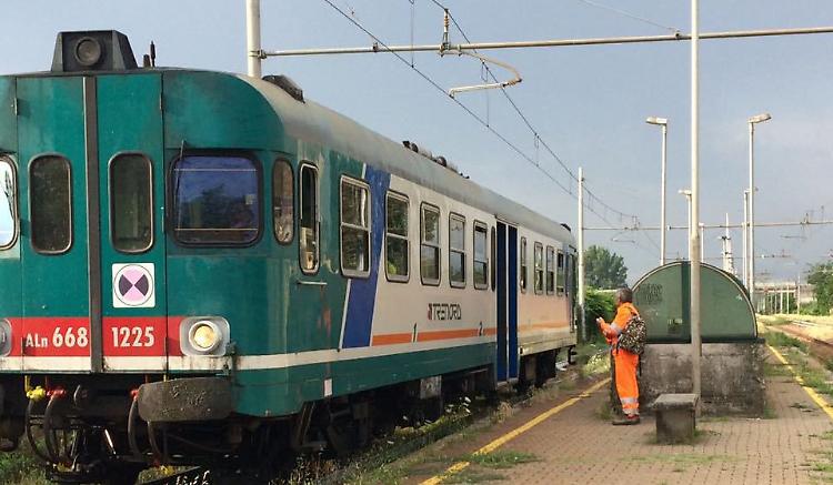Verolanuova, fermata forzata di 50 minuti
