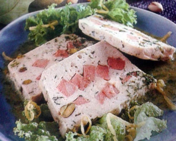 LA RICETTATerrina fredda di tacchino ai pistacchi