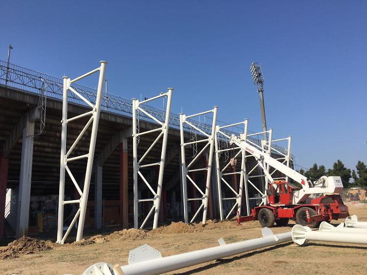 Stadio Zini, si lavora incessantemente per coprire la Curva Sud