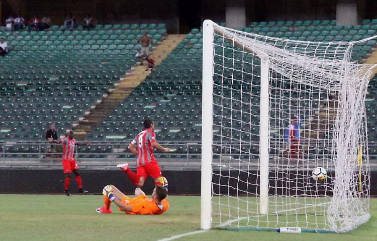 Bari-Cremonese in diretta: 2-1  (secondo tempo iniziato)