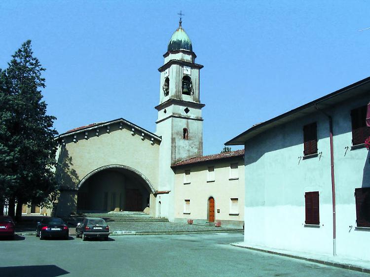Malore sull'altare, don Romanini in prognosi riservata